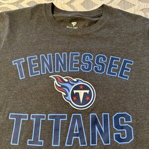 Fanatics Tennessee Titans Men's Size Small Crew Neck Short Sleeve T-Shirt EUC
